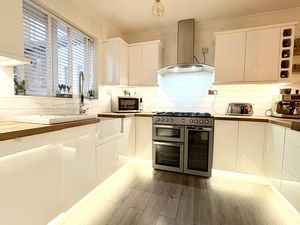 Photo 15- click for photo gallery